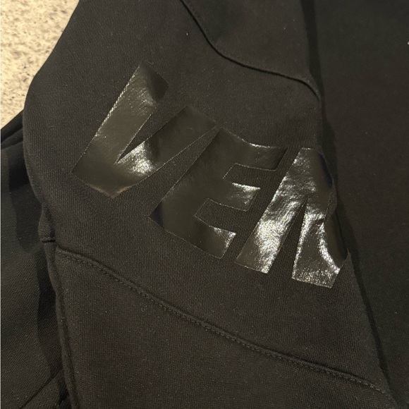 Venom Contender 3 Hoodie - Picture 6 of 13